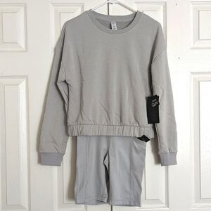 *NWT* 90 Degree by Reflex Two Piece Set - S